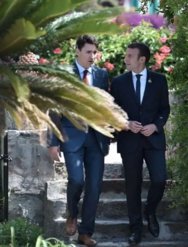 emmanuel macron e justin trudeau a taormina  4