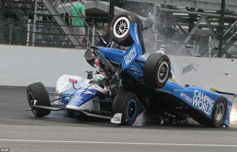 incidente scott dixon