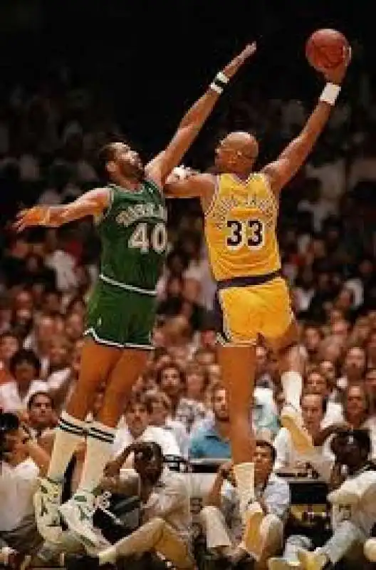 KAREEM ABDUL JABBAR