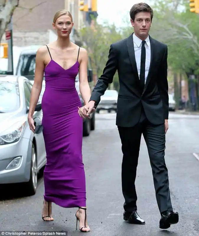 karlie kloss joshua kushner