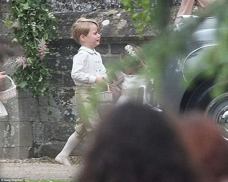 kate middleton cazzia il principe george che si mette a piangere