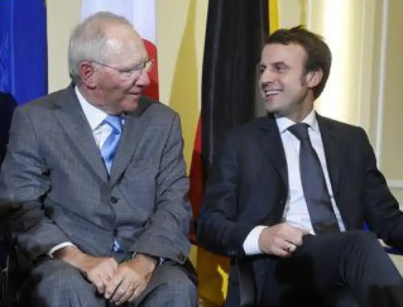 MACRON SCHAUBLE