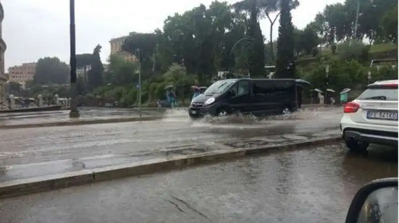 nubifragi a roma maggio 2017  9