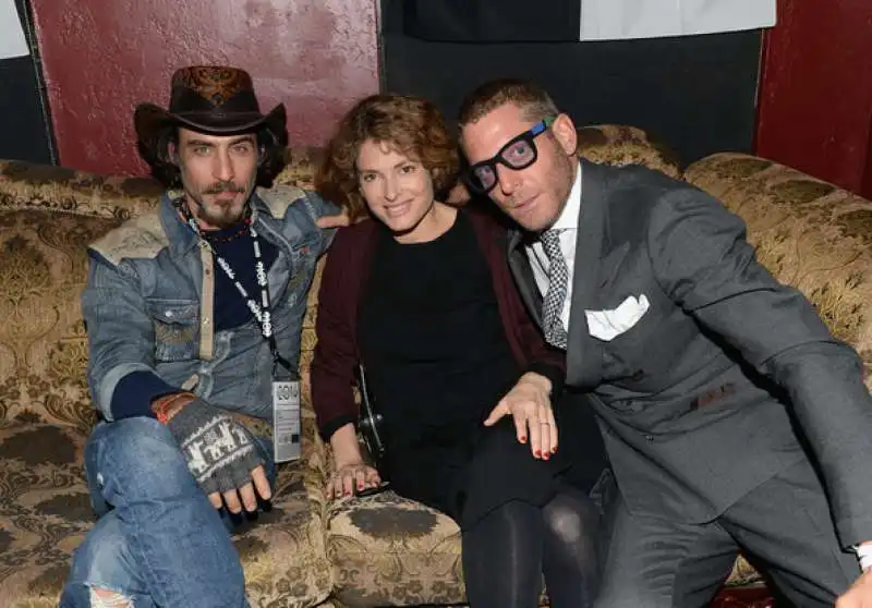 raz degan con lapo e ginevra elkann