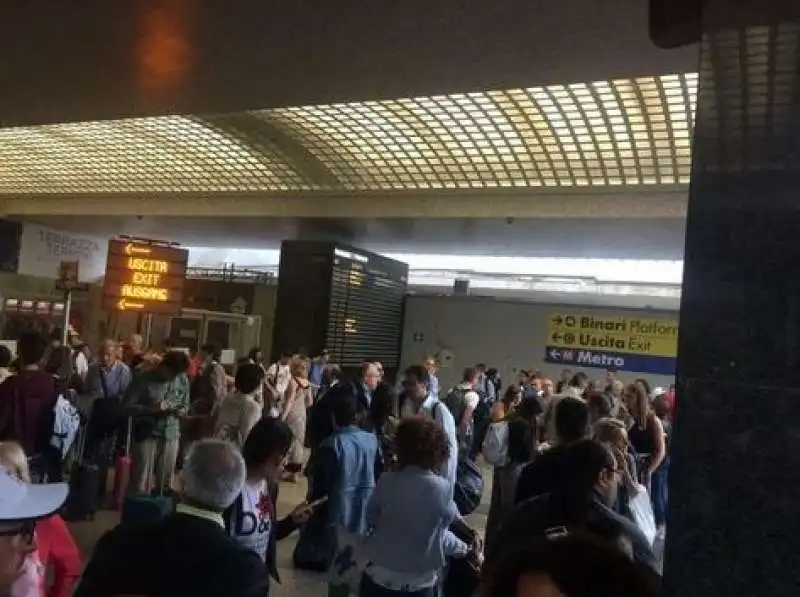 stazione termini in tilt  4