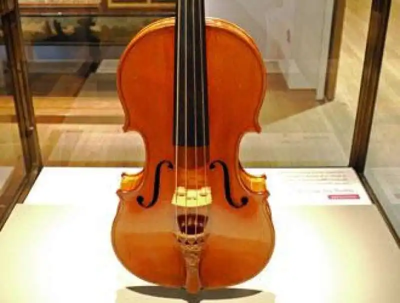 VIOLINO STRADIVARI