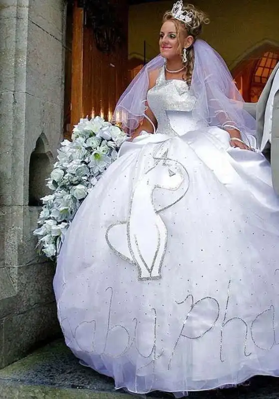 abiti da sposa piu' brutti di sempre 12