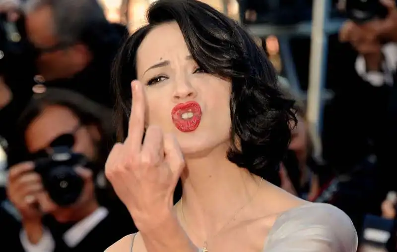 asia argento 3