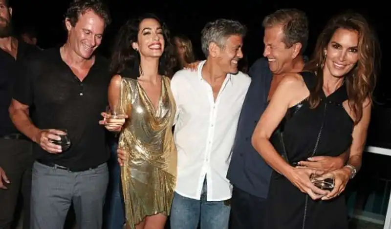 cindy crawford, rande gerber, george clooney, amal e mario testino