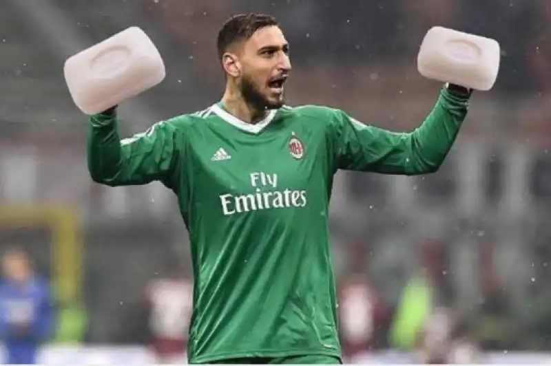 DONNARUMMA MEME