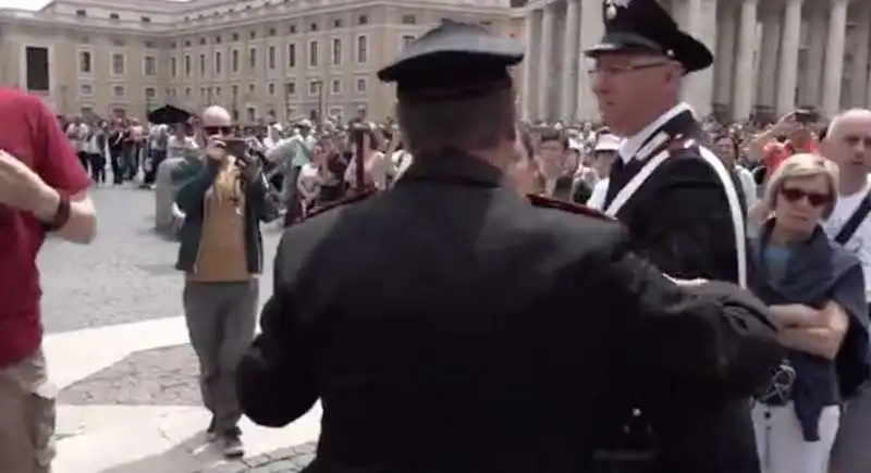 femen a san pietro 1