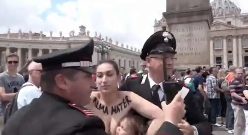 femen a san pietro 2