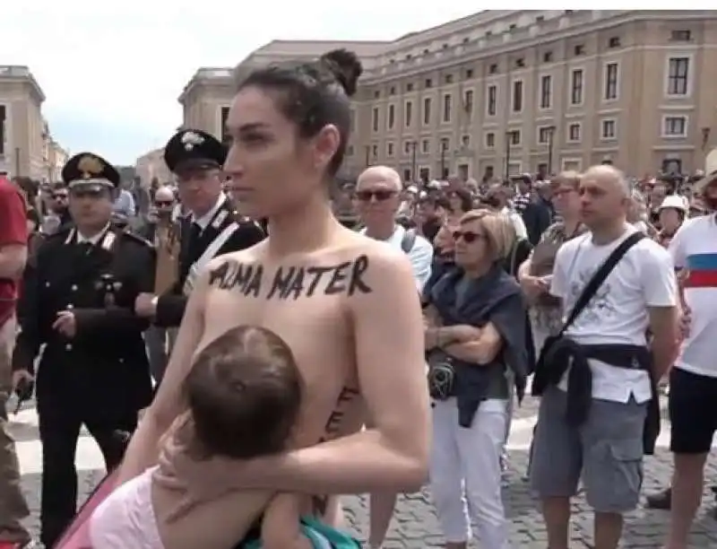 femen san pietro 2