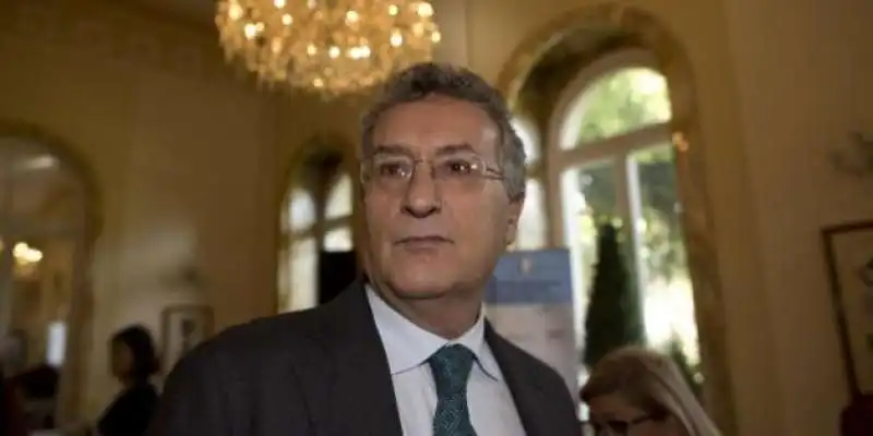 FRANCO ROBERTI