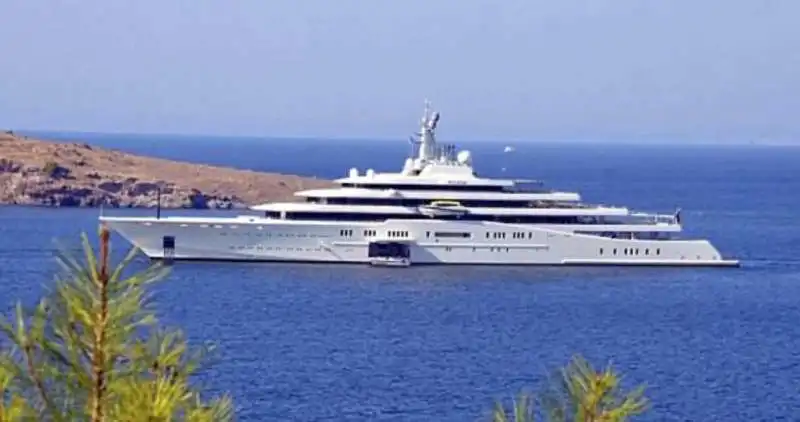 lo yacht di roman abramovich 