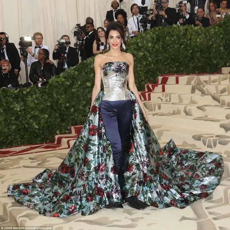 met gala 2018   amal clooney