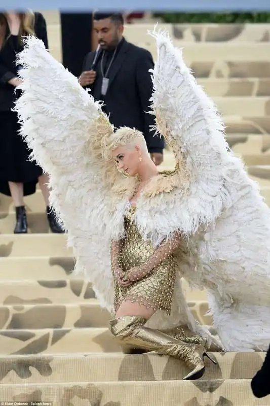 met gala 2018   katy perry 2