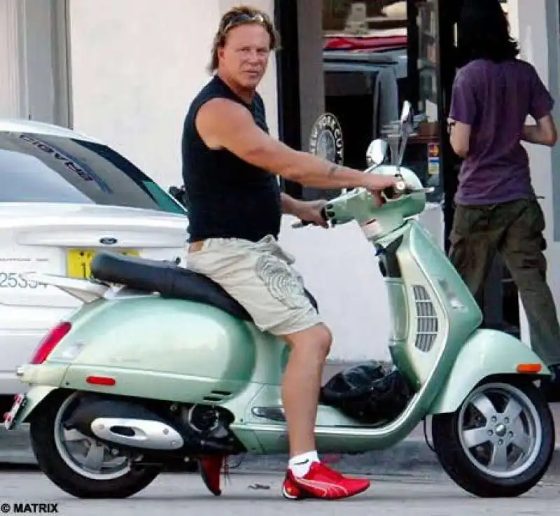 mickey rourke in vespa