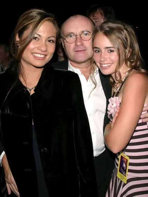 phil collins, la moglie orianne e la figlia lily