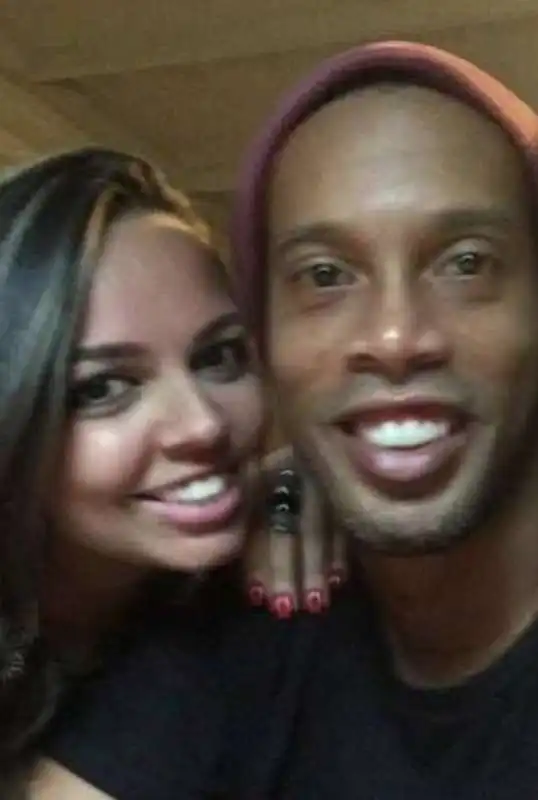 ronaldinho e priscilla coelho