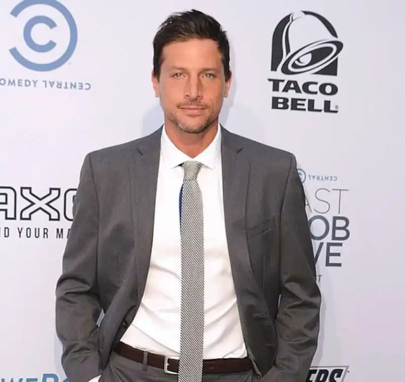 simon rex