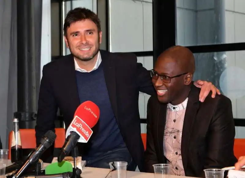 alessandro di battista con ndongo samba sylla foto di bacco