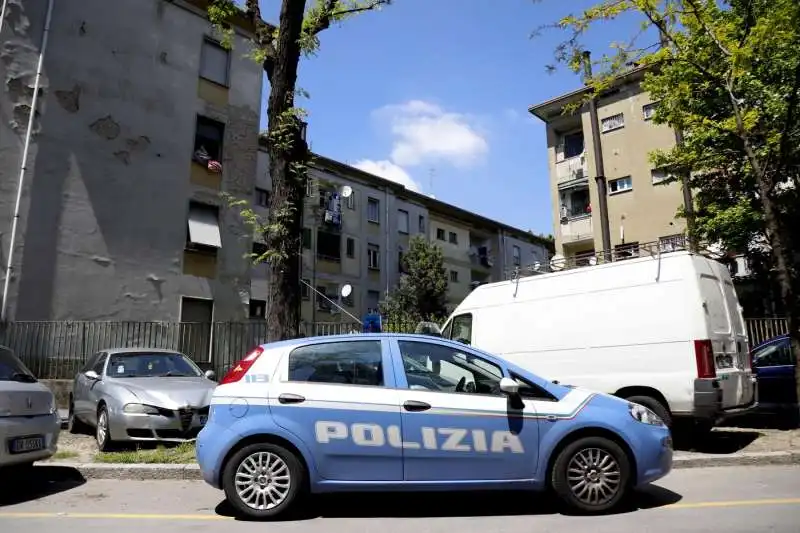 bambino di due anni ucciso in casa a milano 14