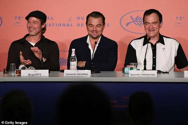 brad pitt leonardo dicaprio e quentin tarantino alla conferenza stampa di cannes