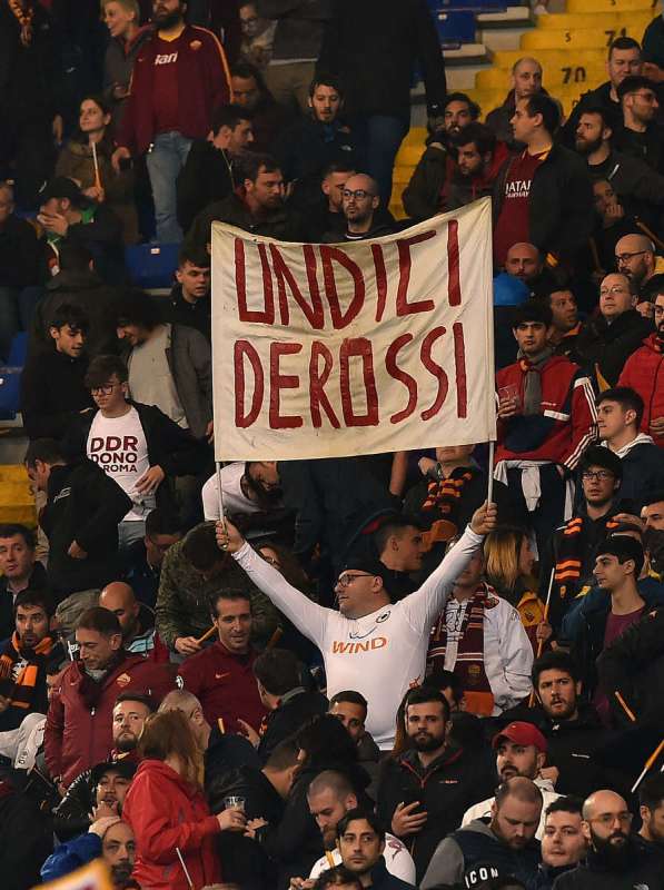 cuore di roma per daniele de rossi foto mezzelani gmt26