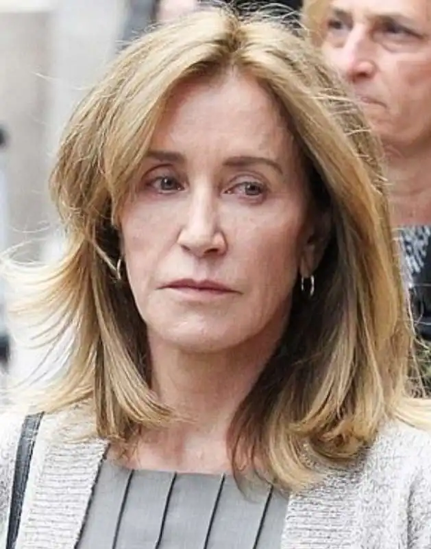 felicity huffman  7