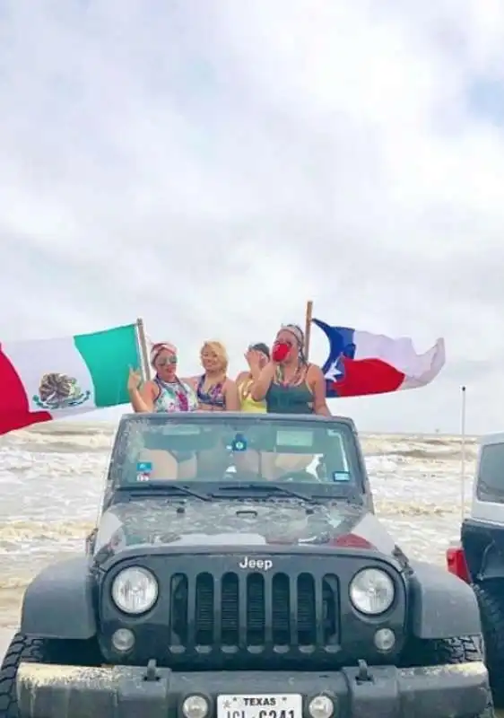 go topless galveston 2