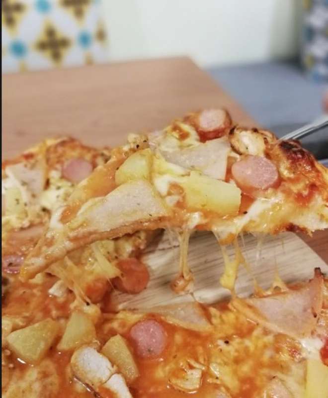 hawaiian pizza 3