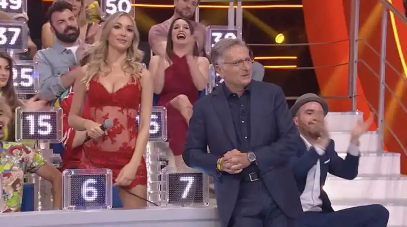 karina cascella vs laura cremaschi a ciao darwin 3