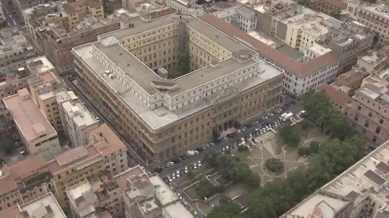 la nuova sede dell'intelligence a piazza dante 3