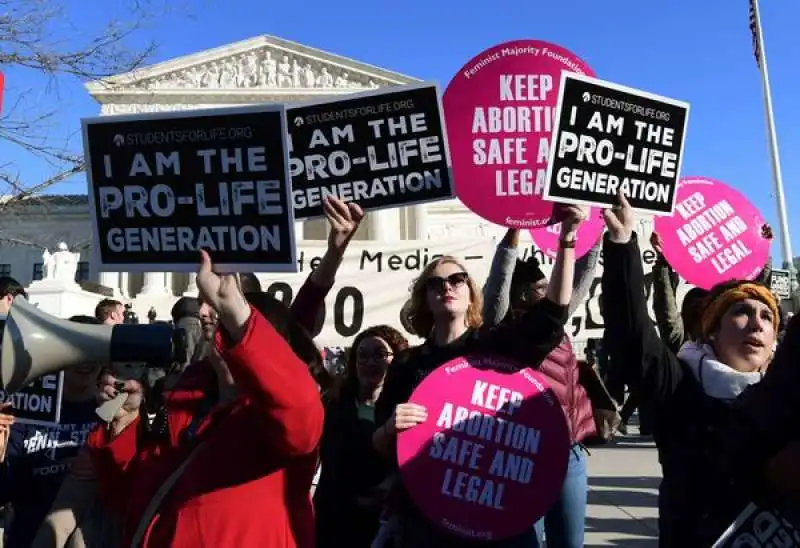 MANIFESTAZIONI CONTRO L ABORTO