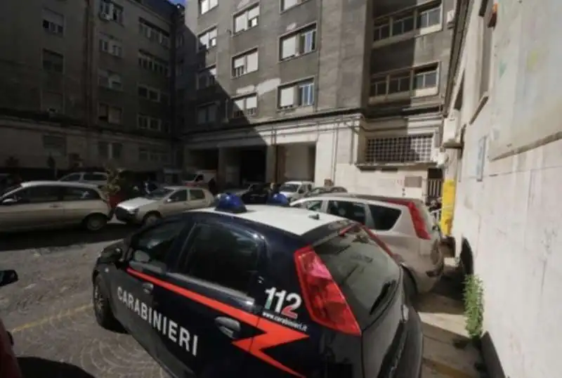 napoli   agguato all'ospedale dei pellegrini 10