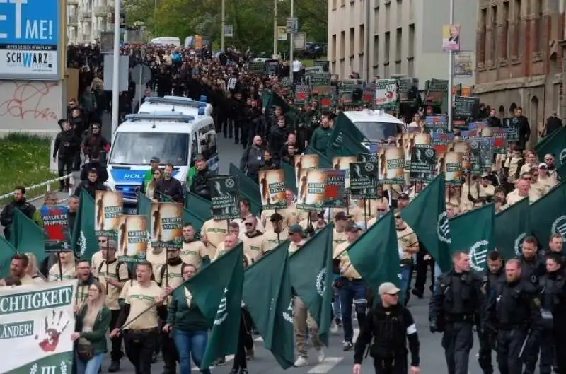 neonazisti di plauen 12