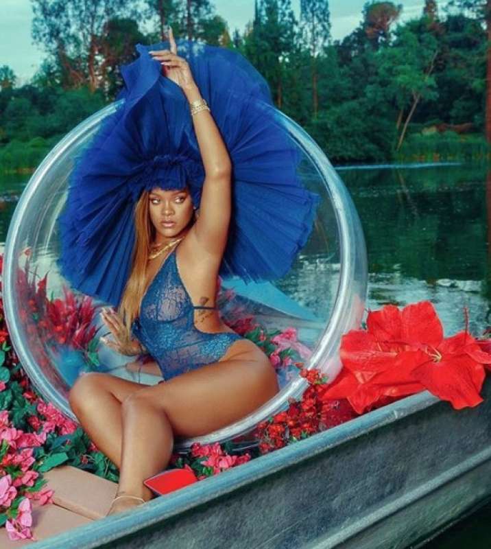 rihanna 5