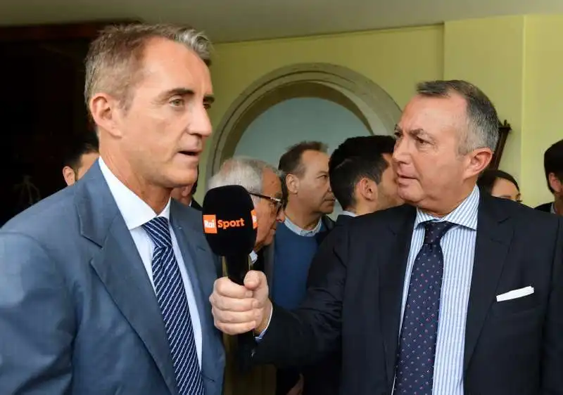 roberto mancini intervistato da franco lauro foto di bacco