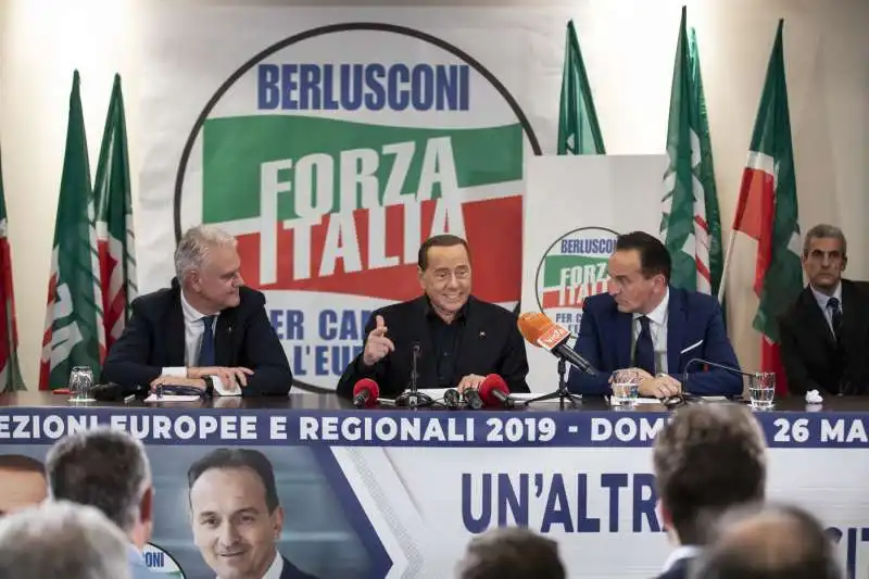 silvio berlusconi a torino per la campagna elettorale 10