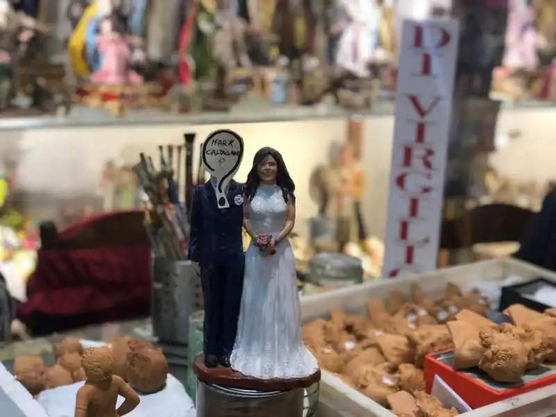 statuine del presepe mark caltagirone e pamela prati