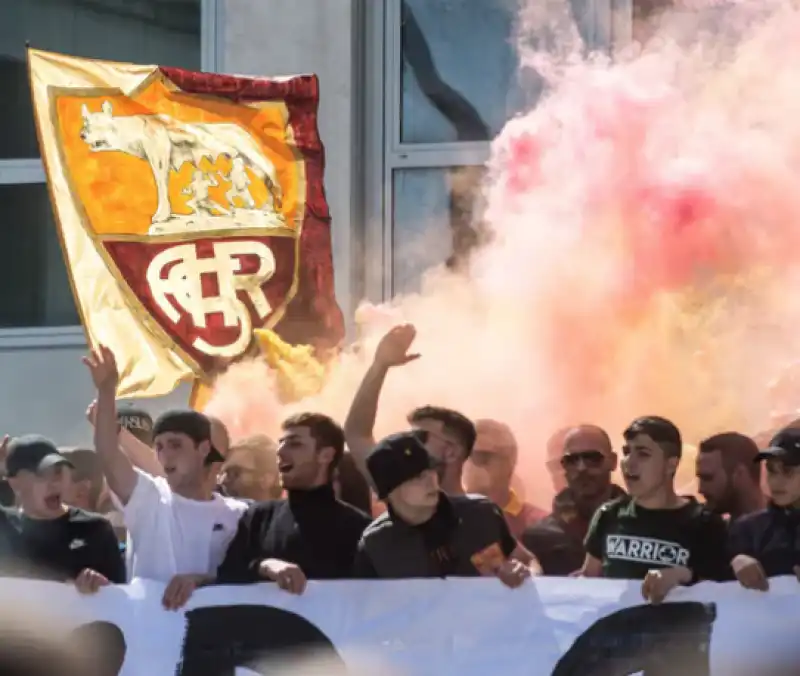 TIFOSI ROMA