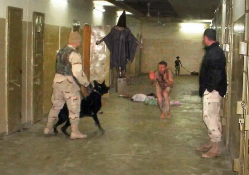 torture nel carcere di abu ghraib 15