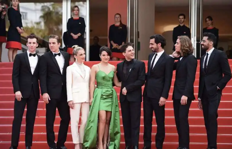 xavier dolan e il cast di matthias et maxime a cannes