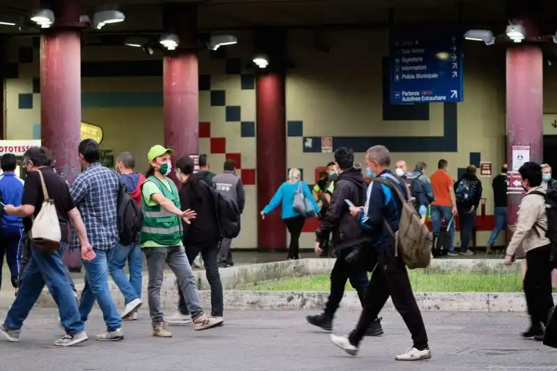 coronavirus, la riapertura del 18 maggio a roma 23