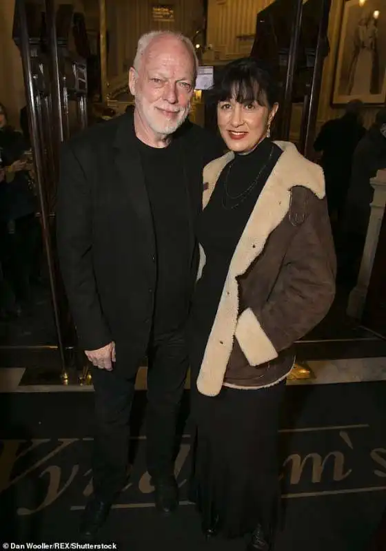 david gilmour con la moglie polly samson