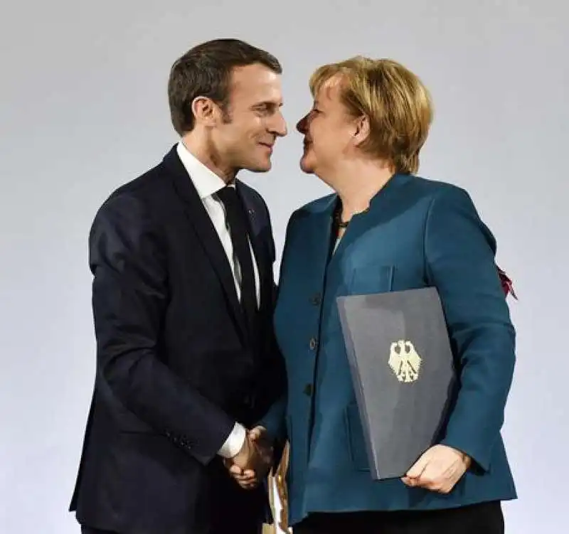 EMMANUEL MACRON ANGELA MERKEL