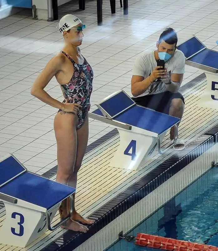 federica pellegrini torna in acqua  foto mezzelani gmt06