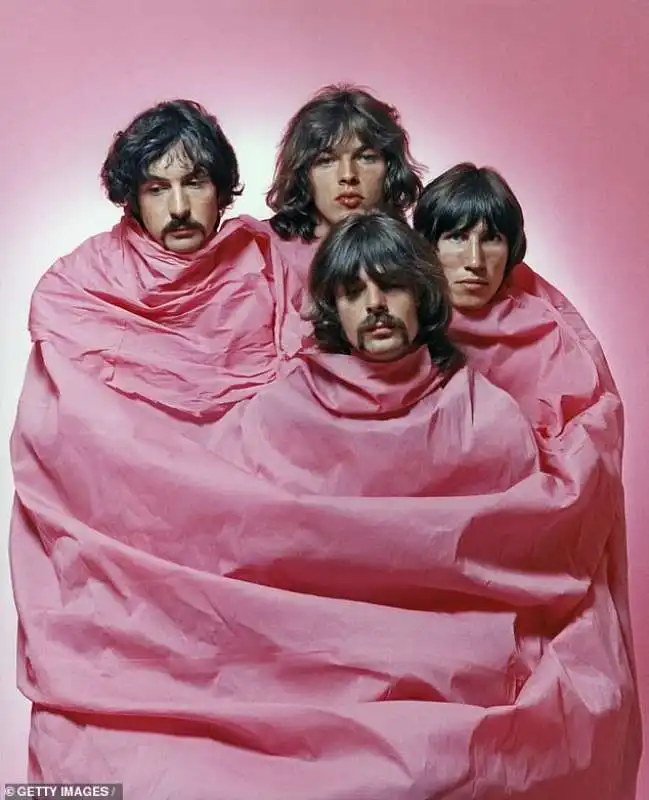 i pink floyd   nick mason david gilmour rick wright e roger waters nel 1968