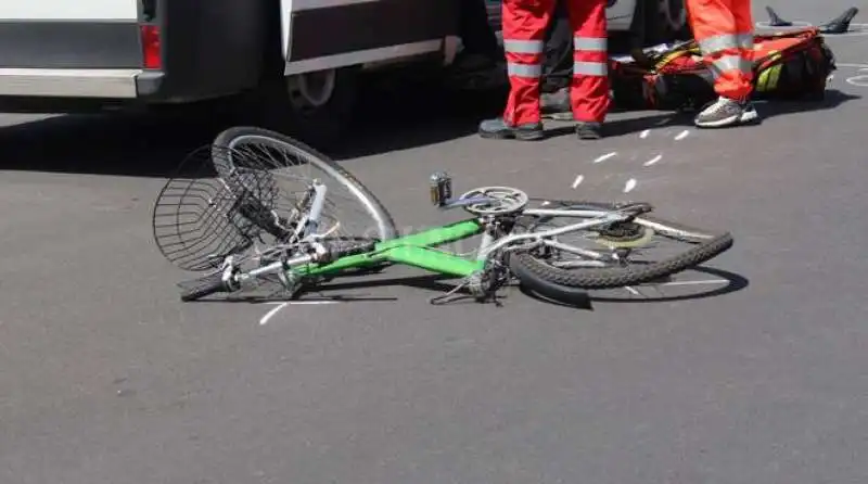 incidente bicicletta 2